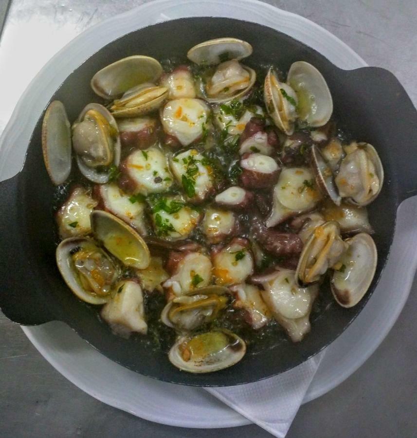 Hostal San Paio 라바콜라 외부 사진